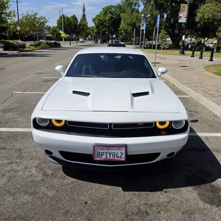 2018 Dodge Challenger 3rd Gen - Image 10 of 15