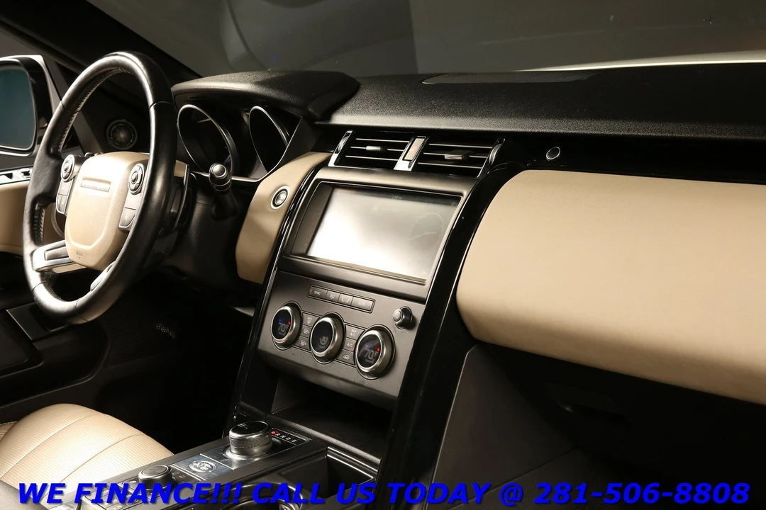 2018 Land Rover Discovery 5th Gen - Image 19 of 21