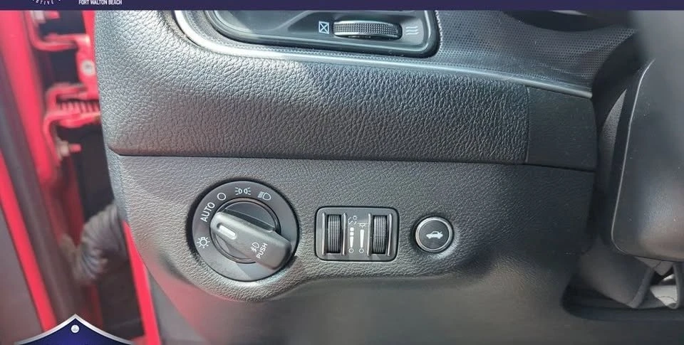 2018 Dodge Challenger 3rd Gen - Image 14 of 20
