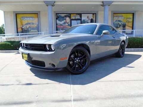 2018 Dodge Challenger SXT Plus