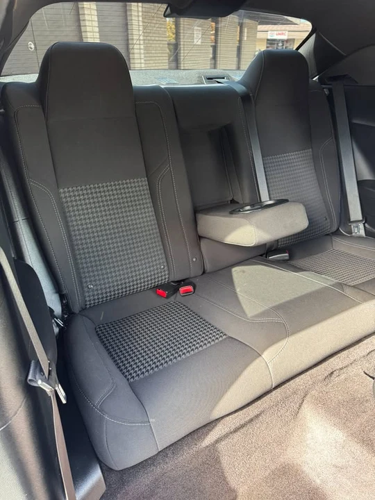 2018 Dodge Challenger 3rd Gen - Image 16 of 20