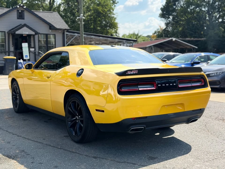 2018 Dodge Challenger 3rd Gen - Image 2 of 13