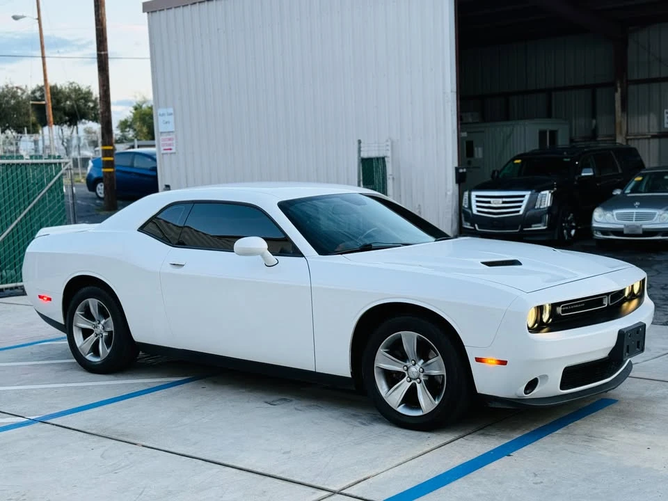 2018 Dodge Challenger 3rd Gen - Image 3 of 14