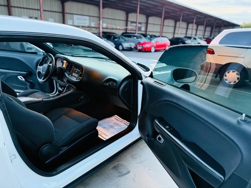 2018 Dodge Challenger 3rd Gen - Image 10 of 14