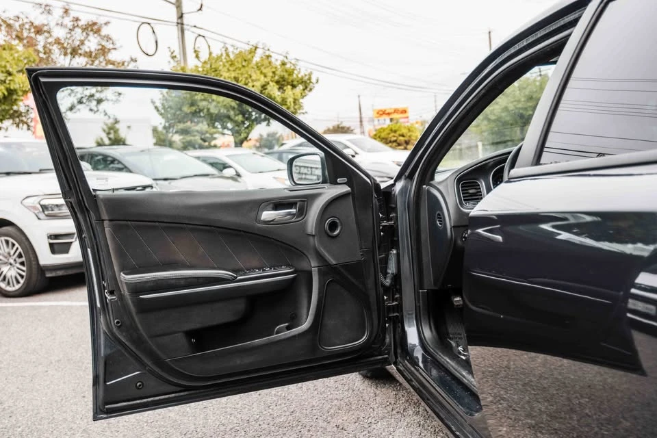 2018 Dodge Charger 7th Gen - Image 5 of 18