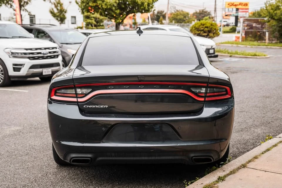 2018 Dodge Charger 7th Gen - Image 2 of 18