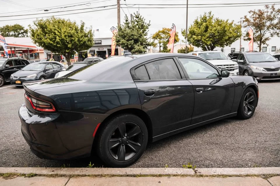 2018 Dodge Charger 7th Gen - Image 3 of 18