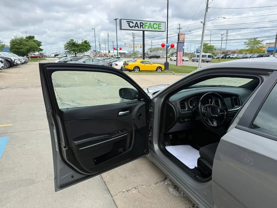 2018 Dodge Charger 7th Gen - Image 10 of 17