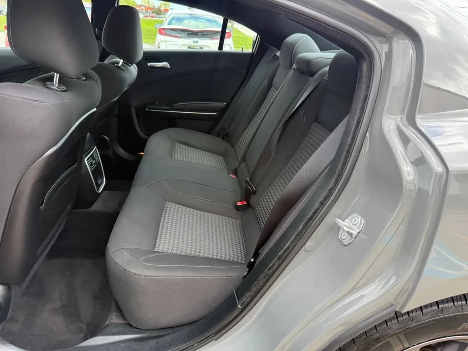 2018 Dodge Charger 7th Gen - Image 13 of 17