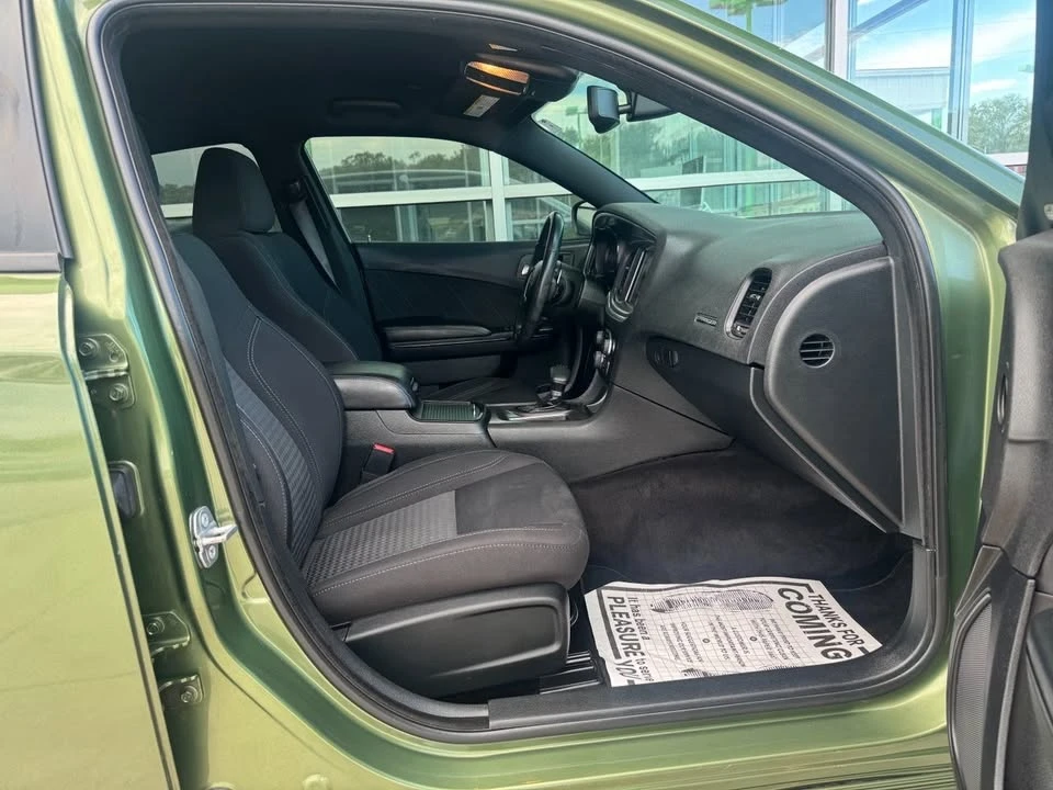 2018 Dodge Charger 7th Gen - Image 16 of 20