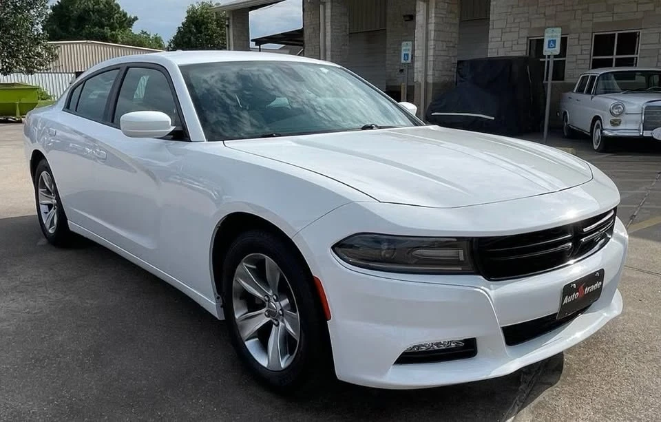 2018 Dodge Charger 7th Gen - Image 2 of 10