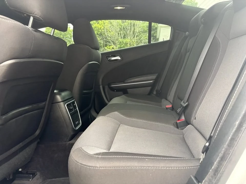 2018 Dodge Charger 7th Gen - Image 16 of 20