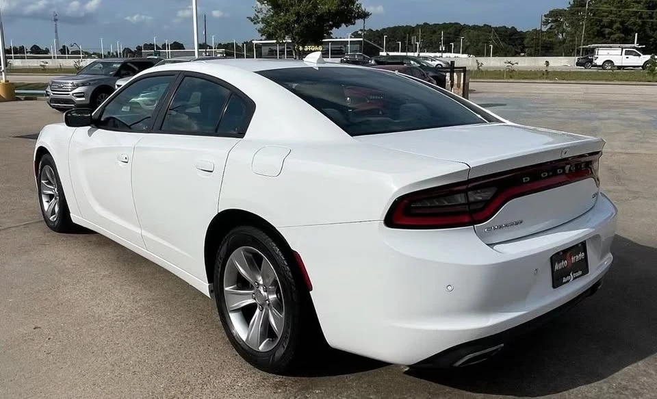 2018 Dodge Charger 7th Gen - Image 4 of 10