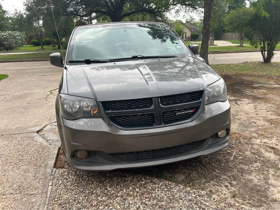 2018 Dodge Caravan - Image 4 of 9