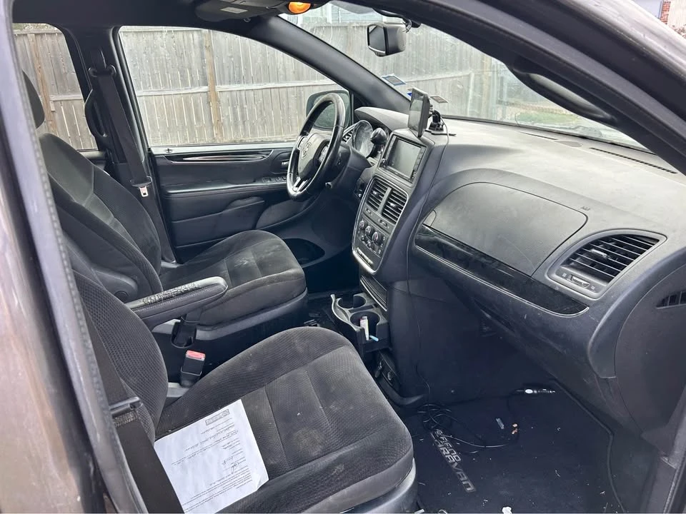 2018 Dodge Caravan - Image 8 of 9
