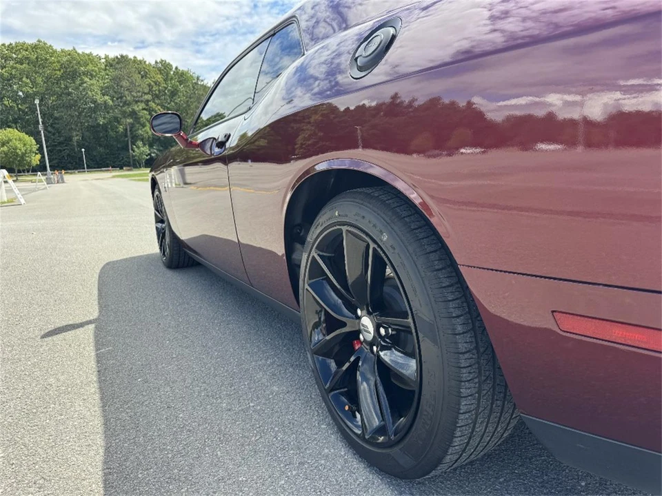 2018 Dodge Challenger 3rd Gen - Image 9 of 27