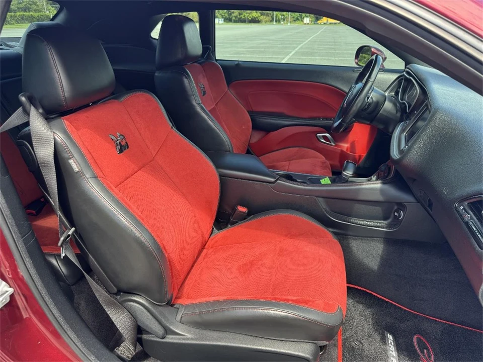 2018 Dodge Challenger 3rd Gen - Image 17 of 27