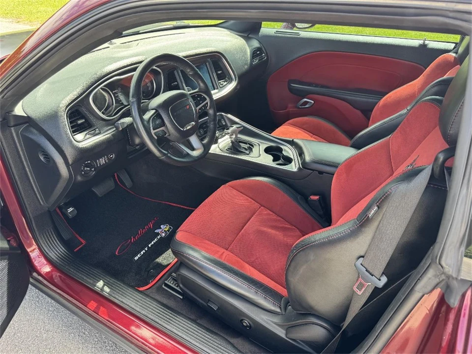 2018 Dodge Challenger 3rd Gen - Image 11 of 27