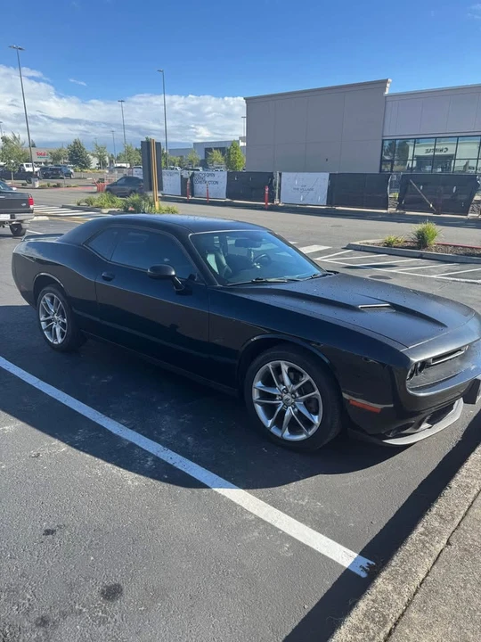 2018 Dodge Challenger 3rd Gen - Image 2 of 3