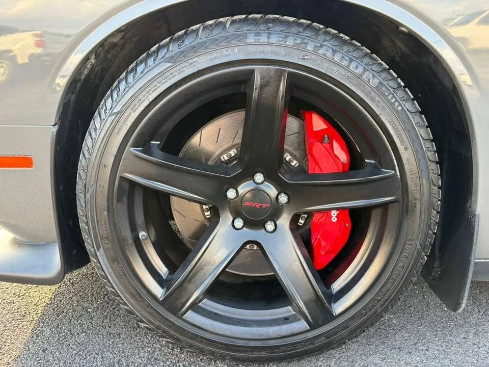 2018 Dodge Challenger 3rd Gen - Image 16 of 19