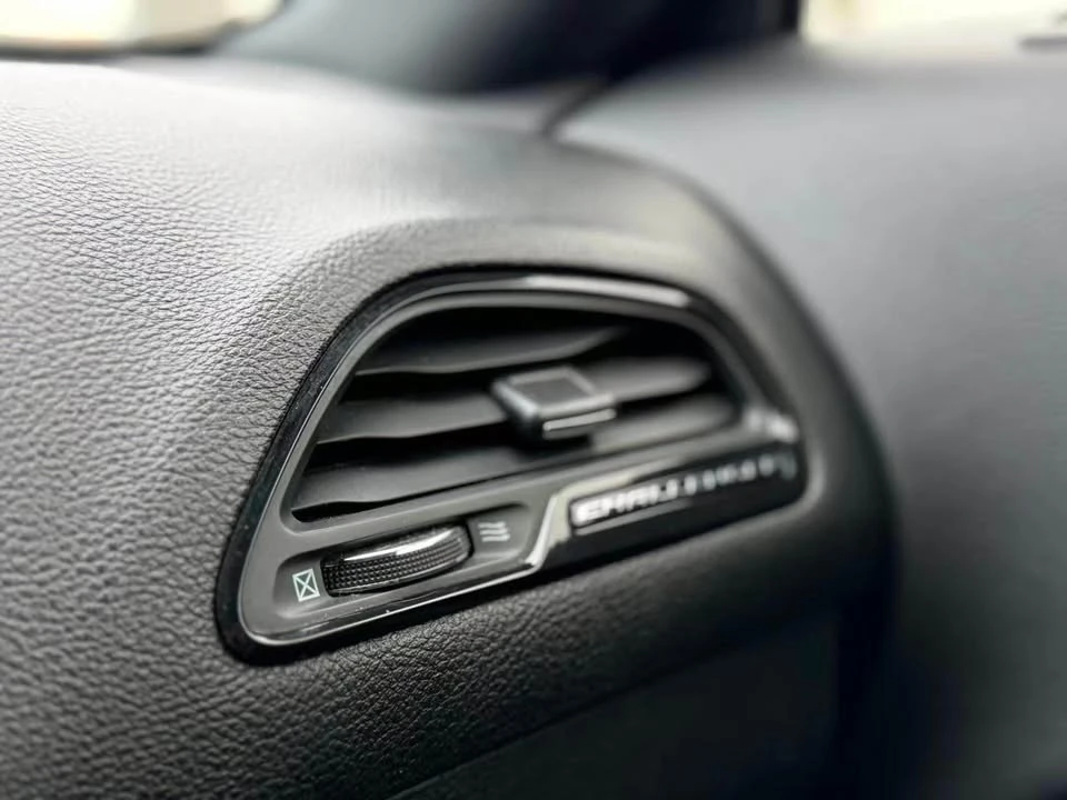 2018 Dodge Challenger 3rd Gen - Image 18 of 20