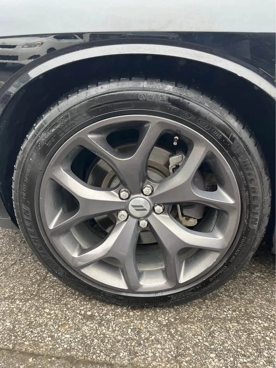 2018 Dodge Challenger 3rd Gen - Image 6 of 9