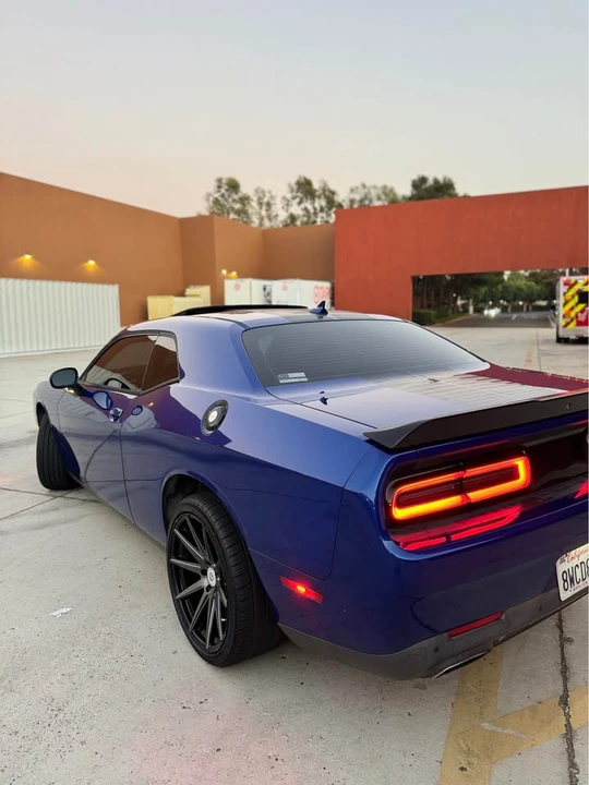 2018 Dodge Challenger - Image 4 of 11