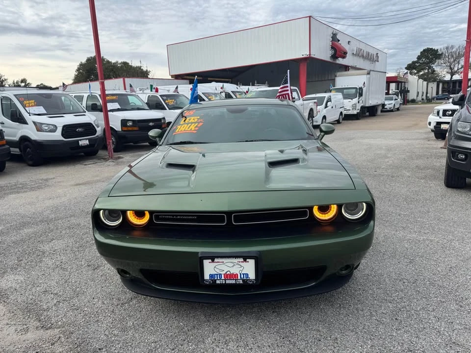 2018 Dodge Challenger 3rd Gen - Image 2 of 5