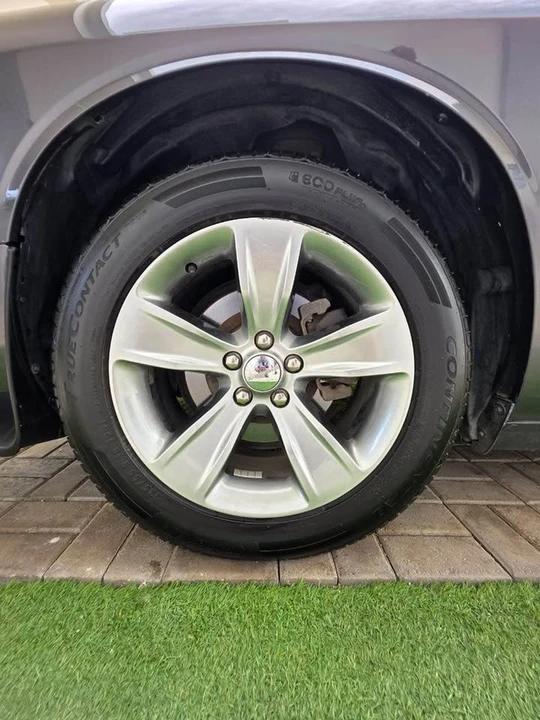 2018 Dodge Challenger 3rd Gen - Image 7 of 11