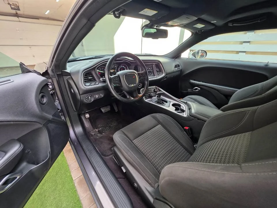 2018 Dodge Challenger 3rd Gen - Image 9 of 11