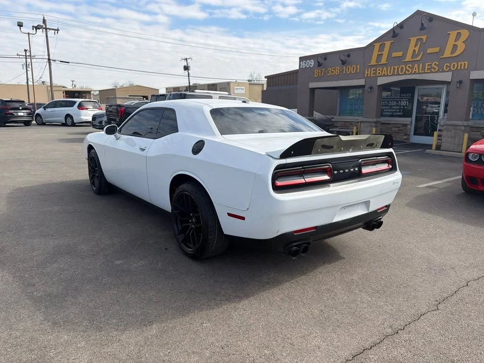 2018 Dodge Challenger 3rd Gen - Image 4 of 10