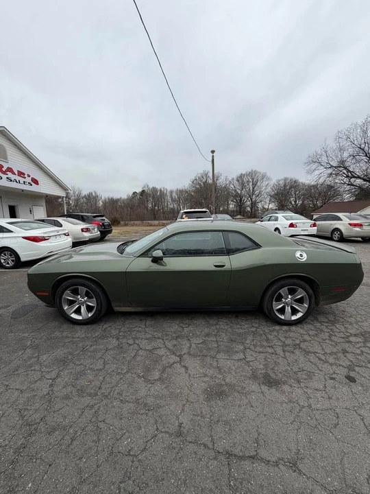 2018 Dodge Challenger 3rd Gen - Image 2 of 9