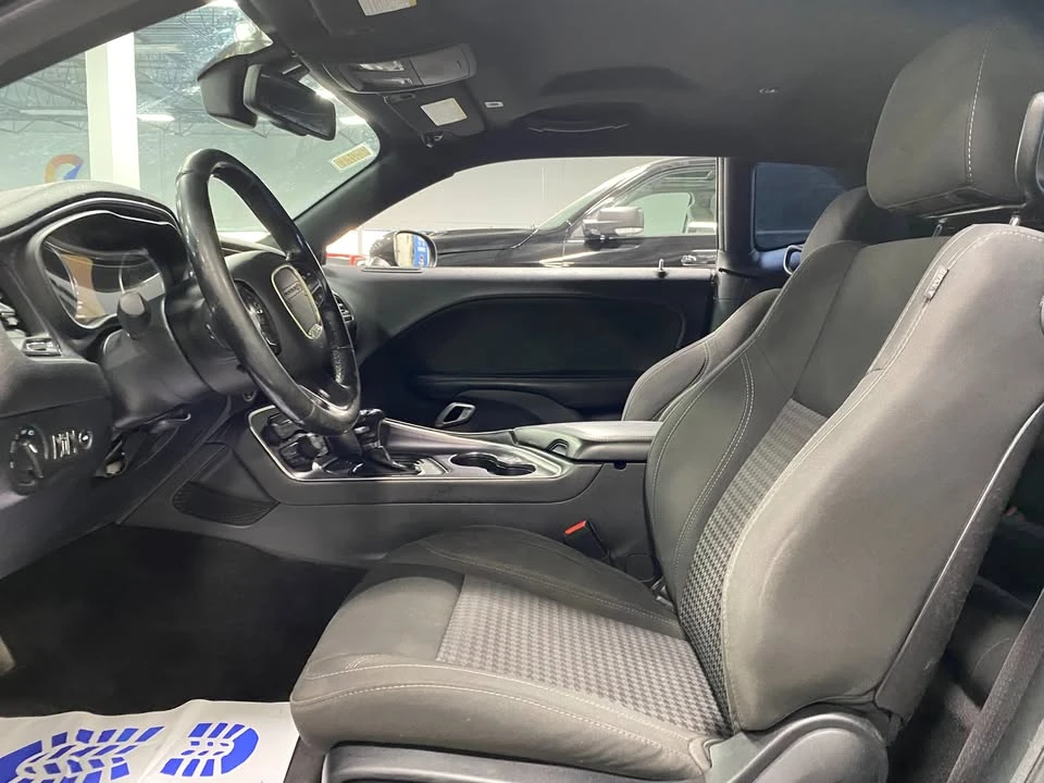 2018 Dodge Challenger 3rd Gen - Image 13 of 16