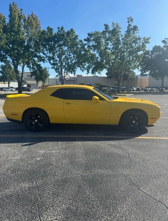 2018 Dodge Challenger 3rd Gen - Image 5 of 15