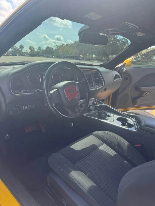 2018 Dodge Challenger 3rd Gen - Image 7 of 15