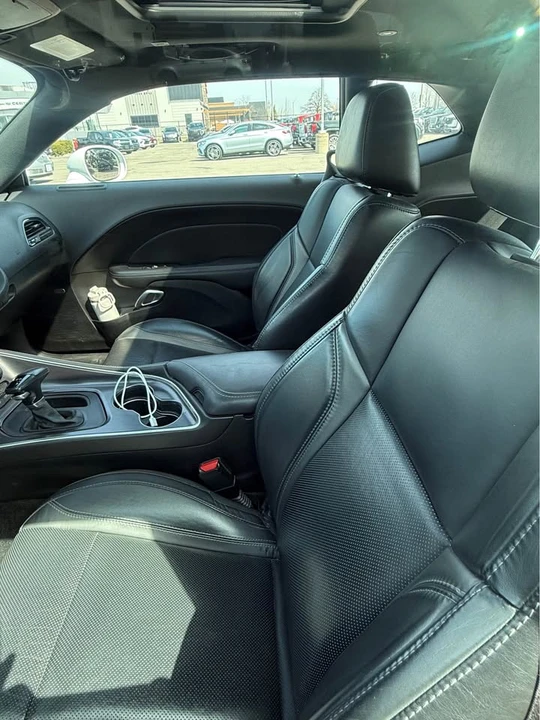 2018 Dodge Challenger 3rd Gen - Image 9 of 10