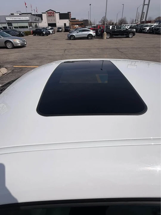 2018 Dodge Challenger 3rd Gen - Image 10 of 10