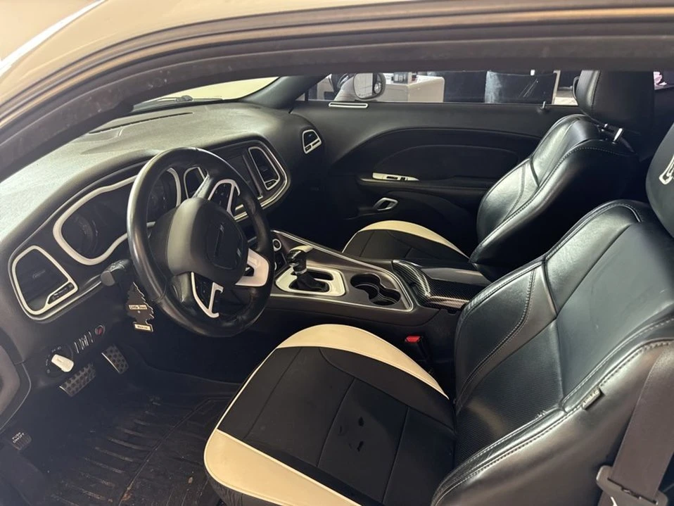 2018 Dodge Challenger - Image 18 of 20