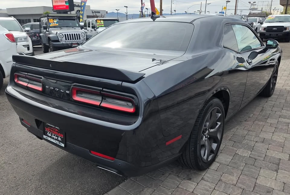 2018 Dodge Challenger 3rd Gen - Image 5 of 15