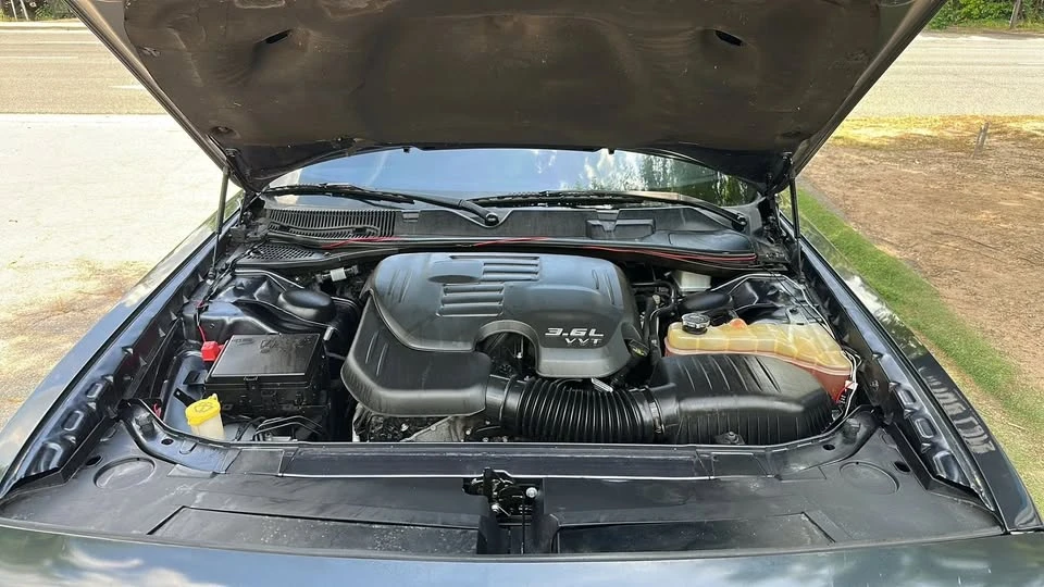 2018 Dodge Challenger 3rd Gen - Image 9 of 20