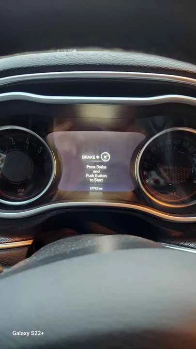 2018 Dodge Challenger - Image 6 of 18