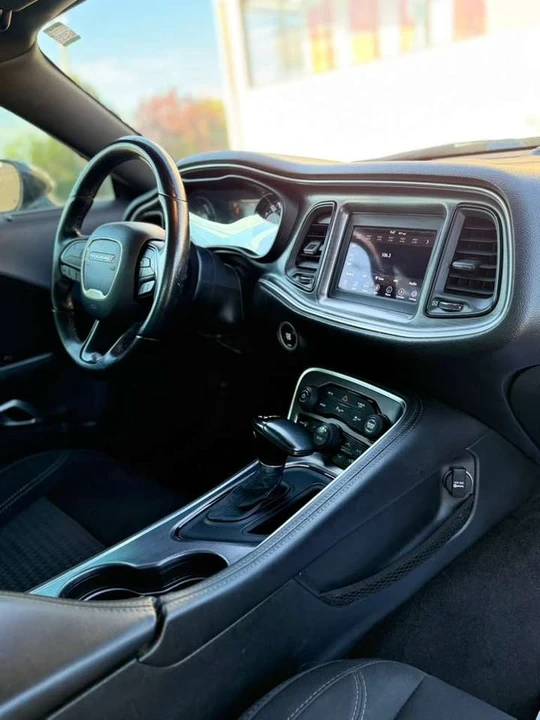 2018 Dodge Challenger 3rd Gen - Image 8 of 10