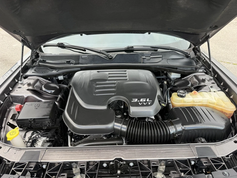 2018 Dodge Challenger 3rd Gen - Image 14 of 21