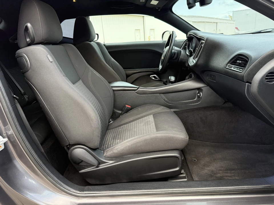 2018 Dodge Challenger 3rd Gen - Image 10 of 21
