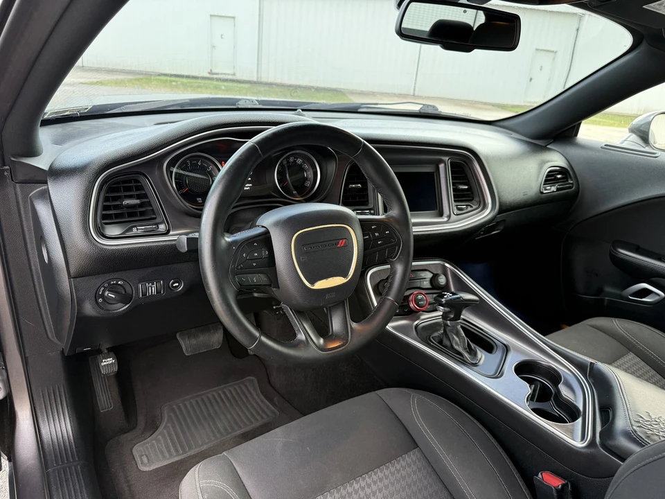 2018 Dodge Challenger 3rd Gen - Image 9 of 21