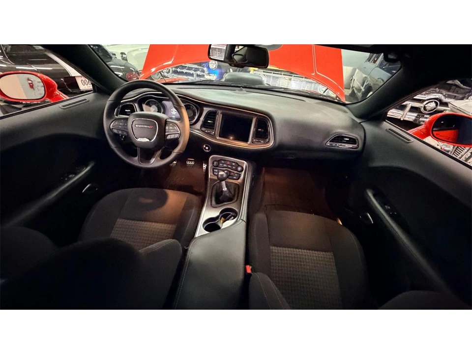 2018 Dodge Challenger 3rd Gen - Image 16 of 31