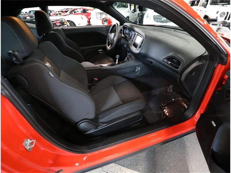 2018 Dodge Challenger 3rd Gen - Image 23 of 31