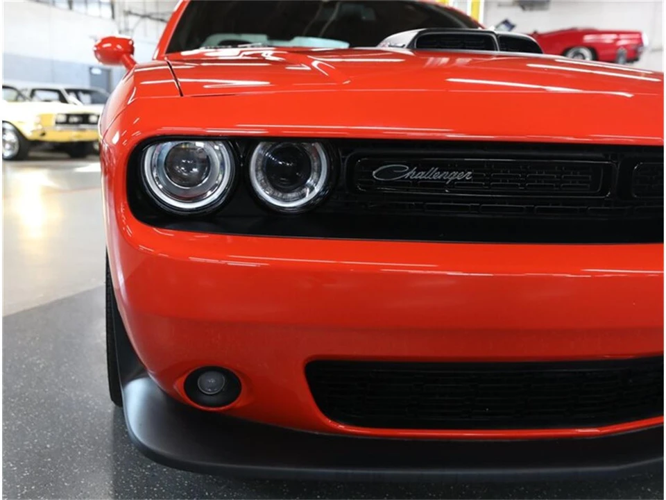 2018 Dodge Challenger 3rd Gen - Image 9 of 31