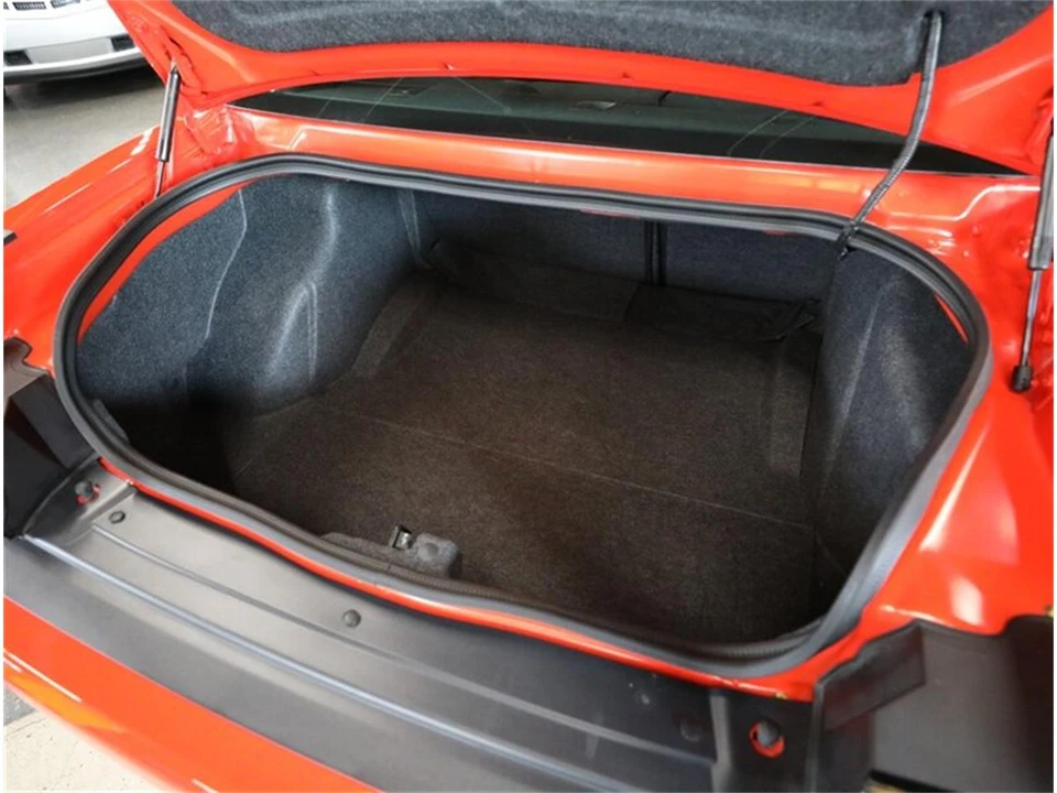 2018 Dodge Challenger 3rd Gen - Image 26 of 31
