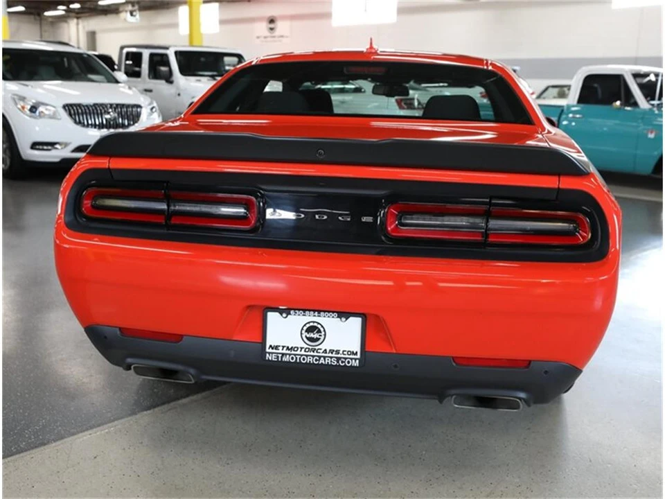 2018 Dodge Challenger 3rd Gen - Image 16 of 31